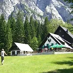 Esche By Interhome *